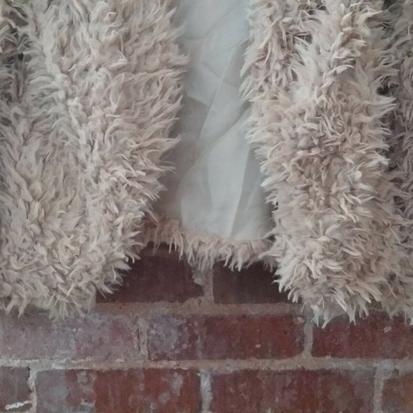 MADE IN YIFAN Cream Long Sleeve Lined Faux Fur Jacket Coat Women Juniors Size XL - Picture 6 of 13